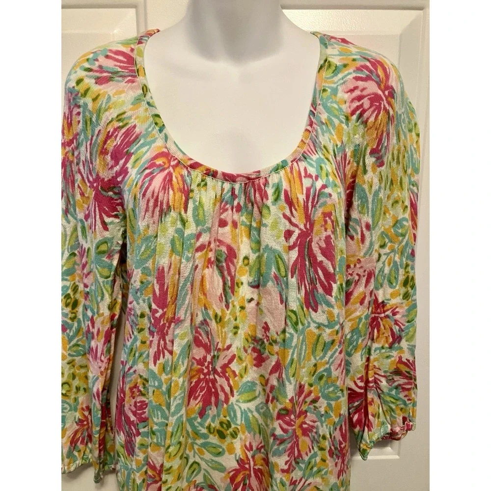 Lilly‎ Pulitzer Colorful Floral Pink Top Blouse Shirt Size M Medium Women’s